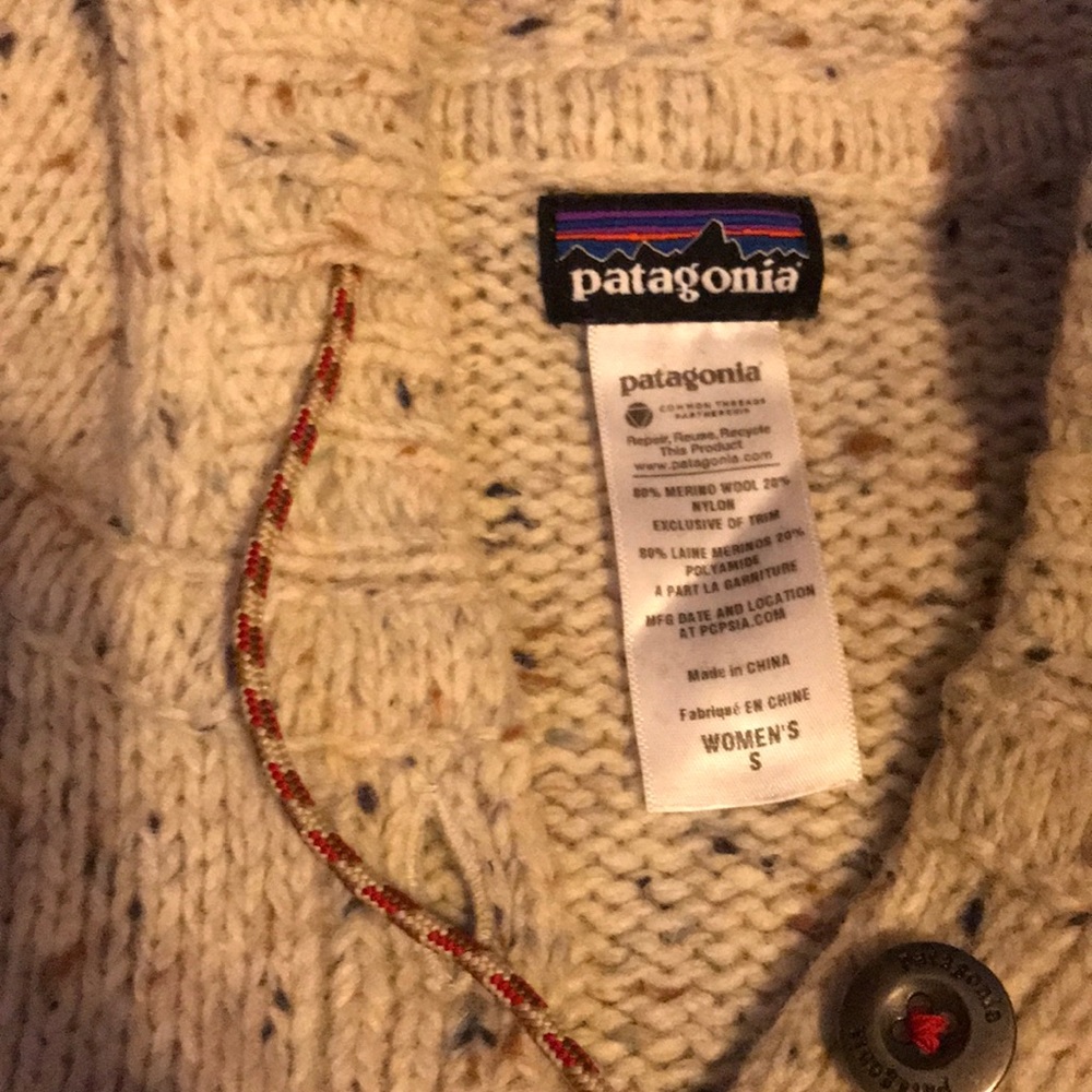 Patagonia Women’s Merino Wool Sweater